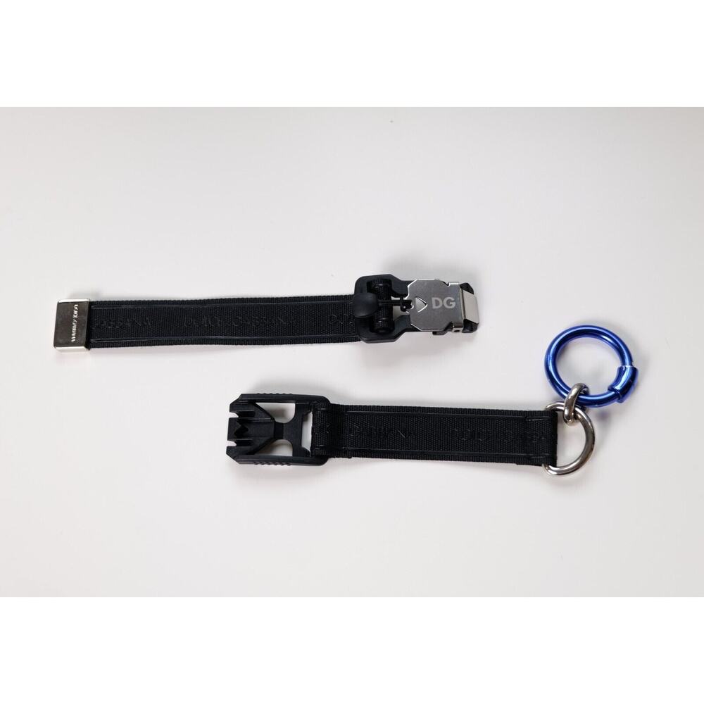 Dolce & Gabbana Black Logo Clip-on Ring Unique Duffle Key Chain / Bag Charm